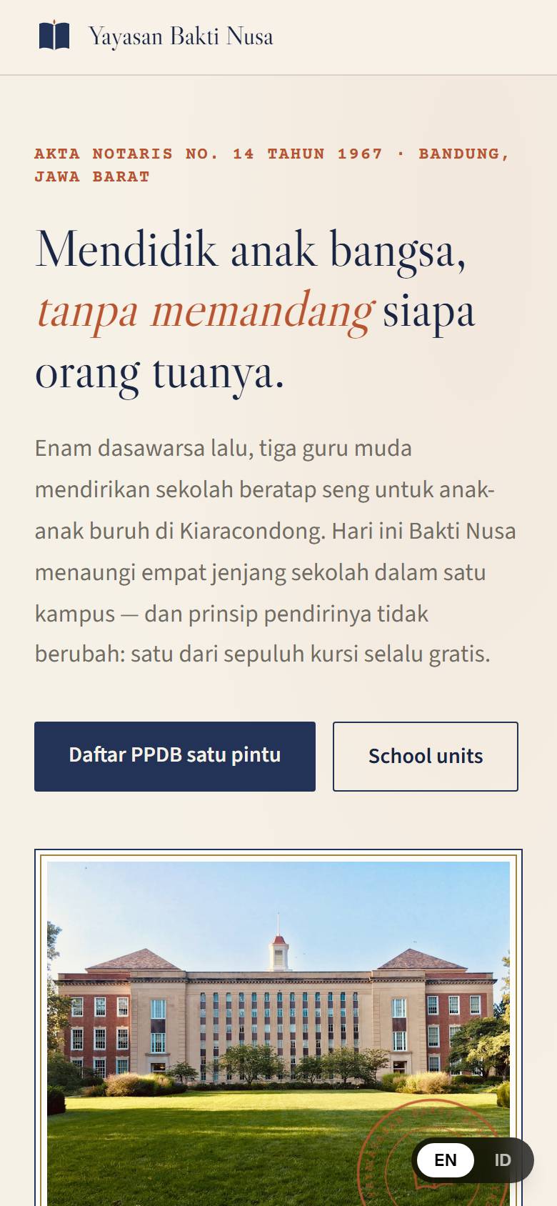 Yayasan Piagam — tampilan HP